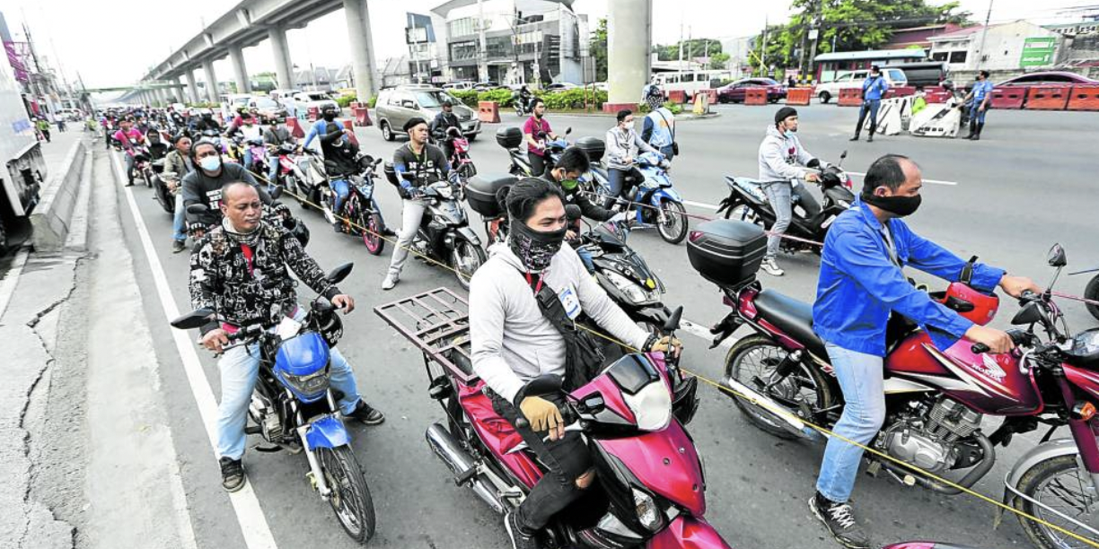 Riders Na Sisilong Sa Mga Footbridge Flyover Papatawan Ng Multa