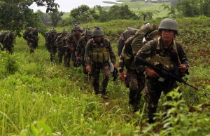 Soldiers-pursuing-the-Maute-Group-in-Lanao-Sur