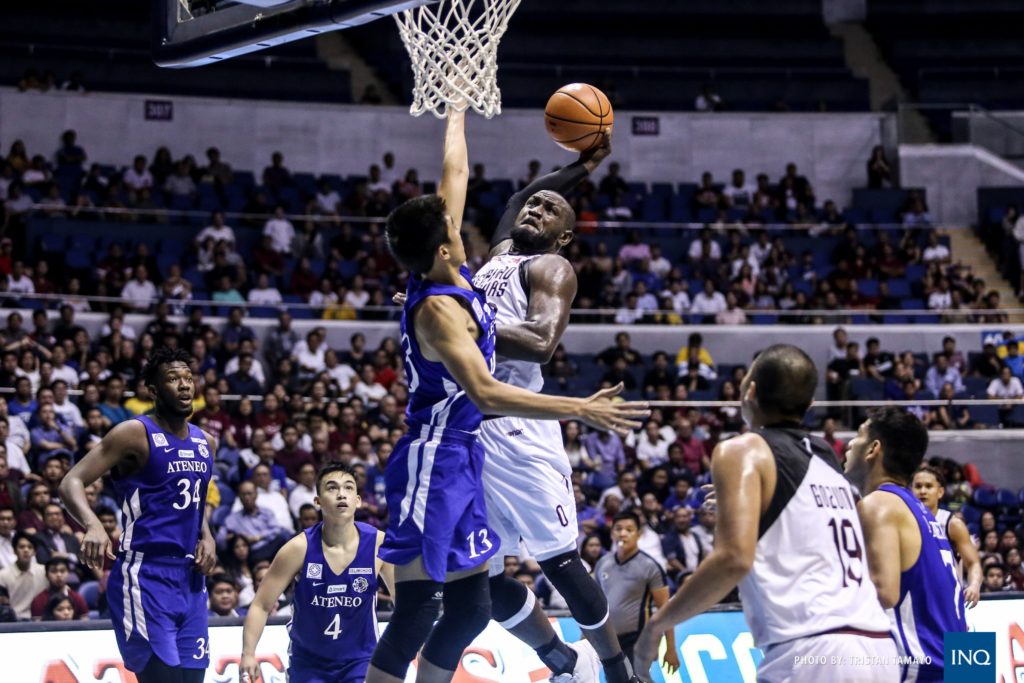 Ateneo Blue Eagles, UP Fighting Maroons sisimulan ang UAAP Finals duel Bandera Bandera