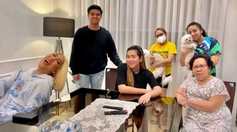 Angeline Quinto masayang nakipag-bonding kila Vice Ganda kasama ang non-showbiz dyowa