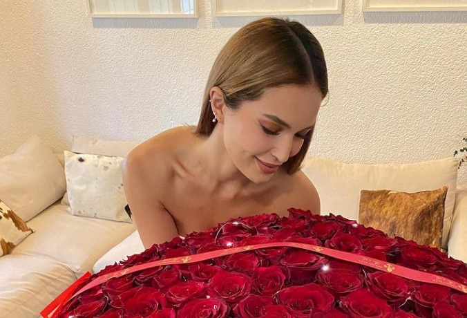 #HabaNgHair: Sarah Lahbati niregalugan ni Richard Gutierrez ng 150 roses 