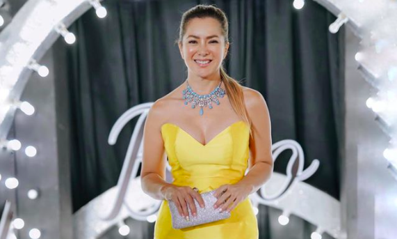 Bwelta ni Alice Dixson sa mga nang-okray sa kanyang GMA Gala Night yellow gown: Ang tao nga naman...