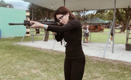  Debbie Garcia nag-practice ng target shooting, sey ng netizens: 'Kabahan ka na Barbie'