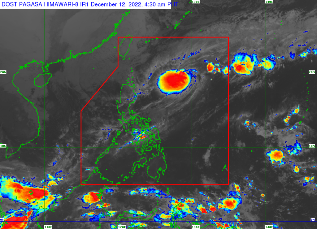 Bagyong Rosal lalo pang lumakas, pero wala namang epekto sa bansa