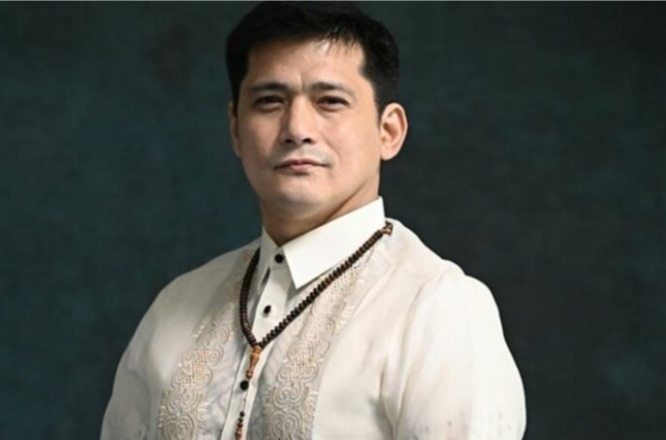 Robin Padilla umaming tumaba mula nang maging senador; magaling magluto ng kare-kare