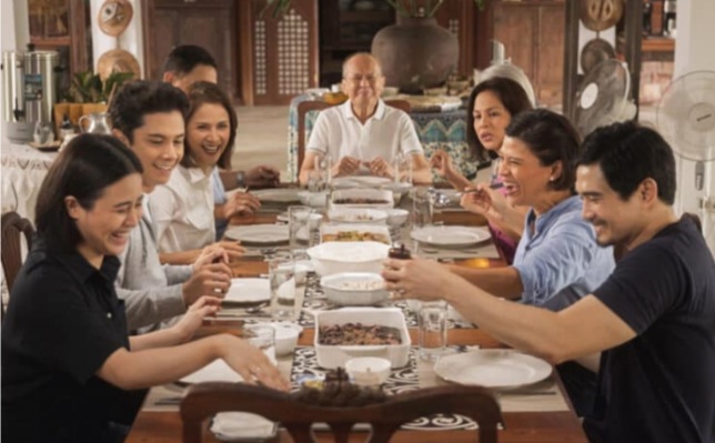 Cast members ng 'Family Matters' napaglaruan sa MMFF 2022 Gabi ng Parangal, halos lahat umakyat ng stage pero nganga