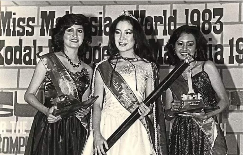Miss Malaysia 1983 din si Michelle Yeoh (gitna)