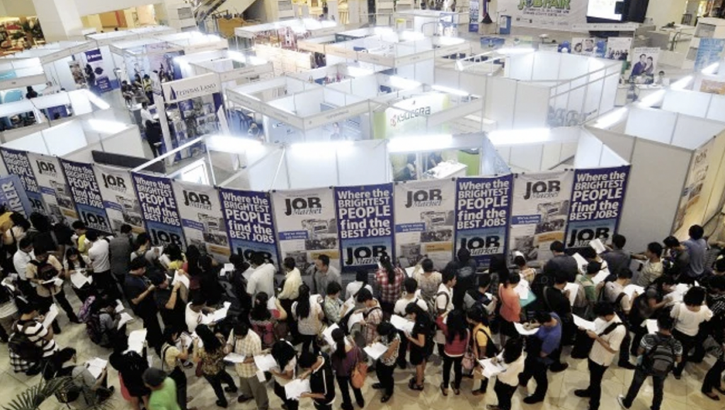 DOLE maglulunsad ng ‘job fair’ sa Labor Day, may alok na mahigit 73,000 na trabaho