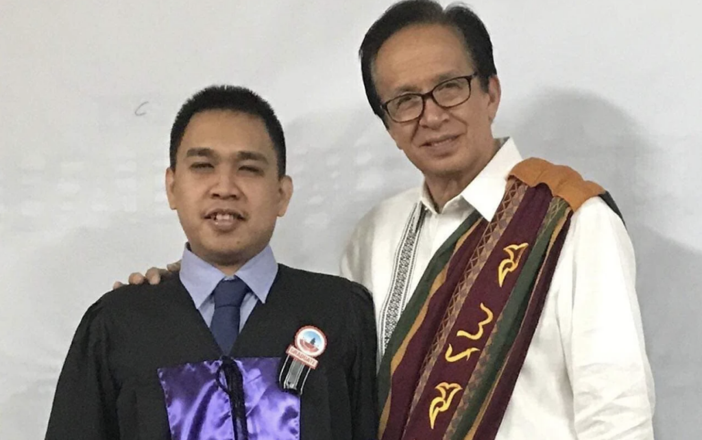 Anthony Mark Emocling kauna-unahang blind passer sa Bar exam