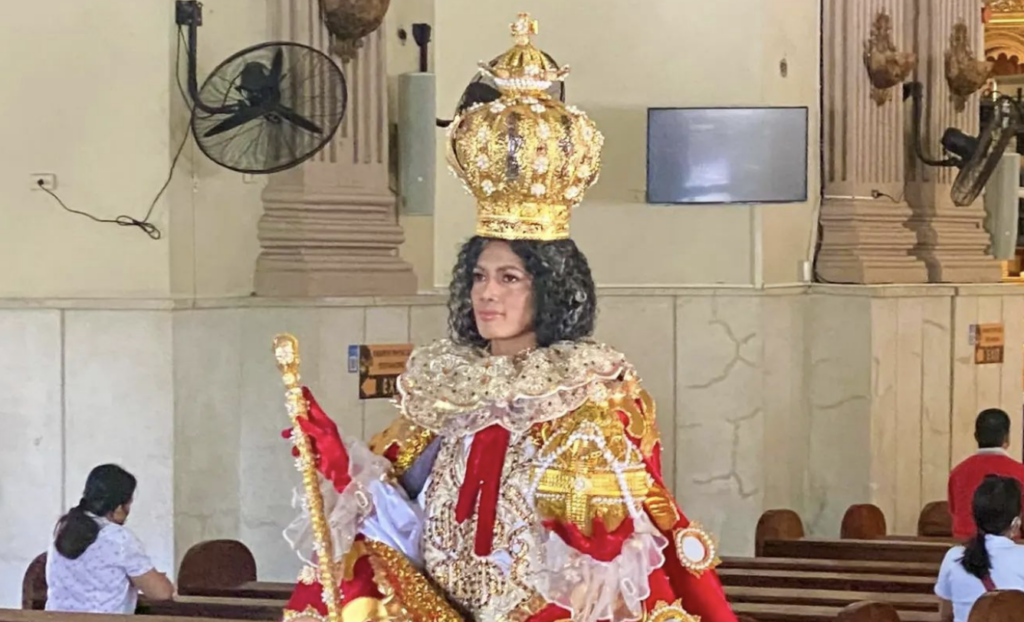 Cebuanang kandidata sa Bb. Pilipinas binatikos matapos mag-ala Sto. Niño sa national costume