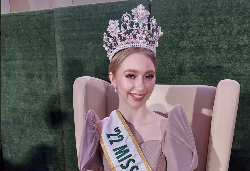 Miss International Jasmin Selberg excited nang makita ang ‘idol’ niyang si Catriona Gray