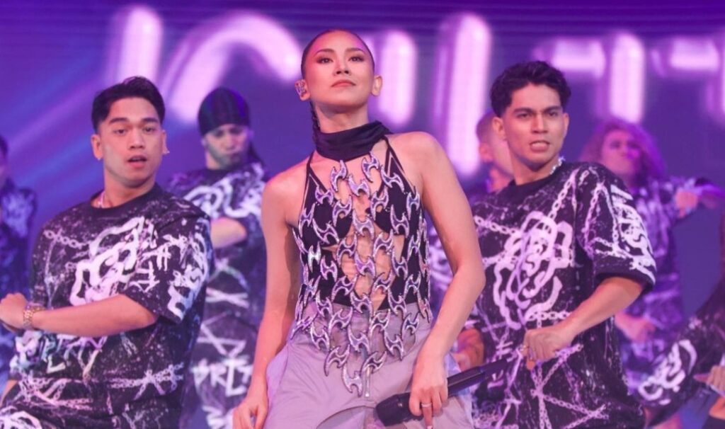 Photo of Sarah Geronimo from her 20th anniversary concert.
