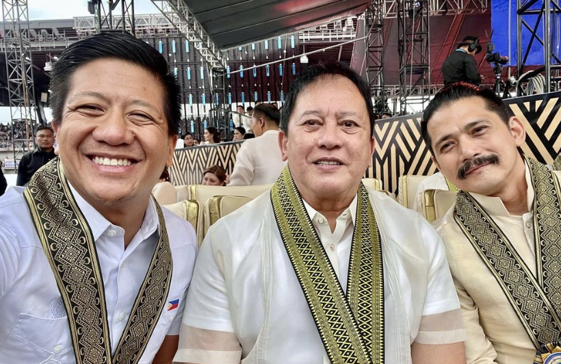 Mark Leviste ibinandera ang larawan kasama sina Philip Salvador at Robin Padilla, netizens napataas ang kilay