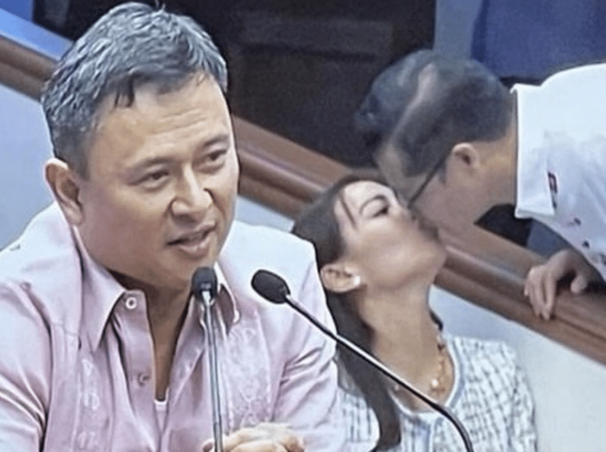 Bianca Manalo, Win Gatchalian na-hulicam, 'nagtukaan' sa Senado 