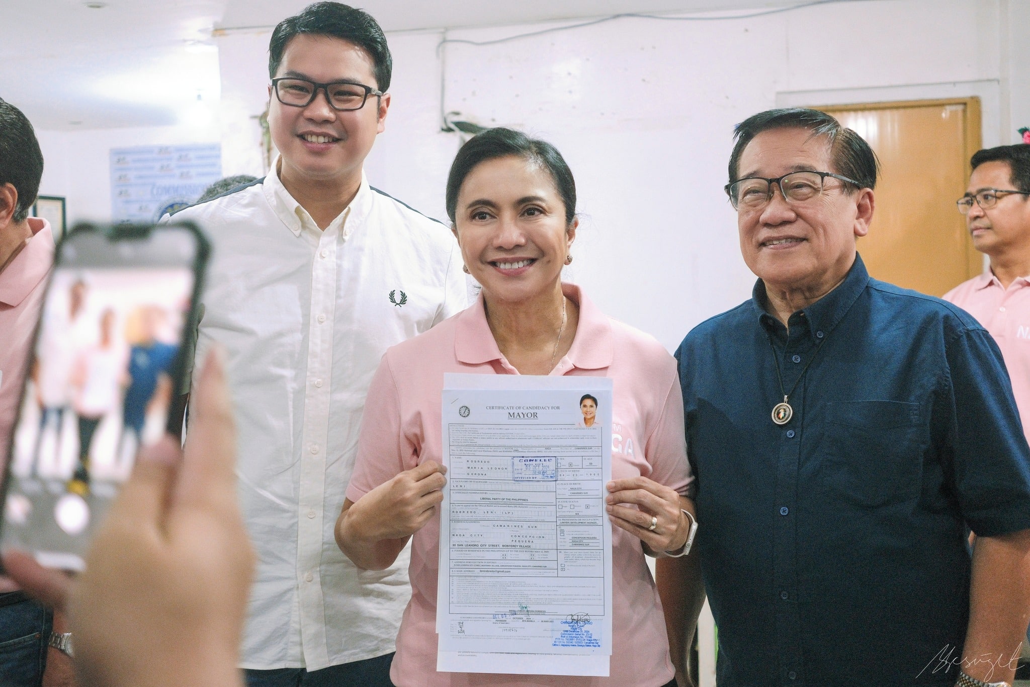 Leni Robredo nais bumalik sa gobyerno, tatakbong mayor sa Naga City