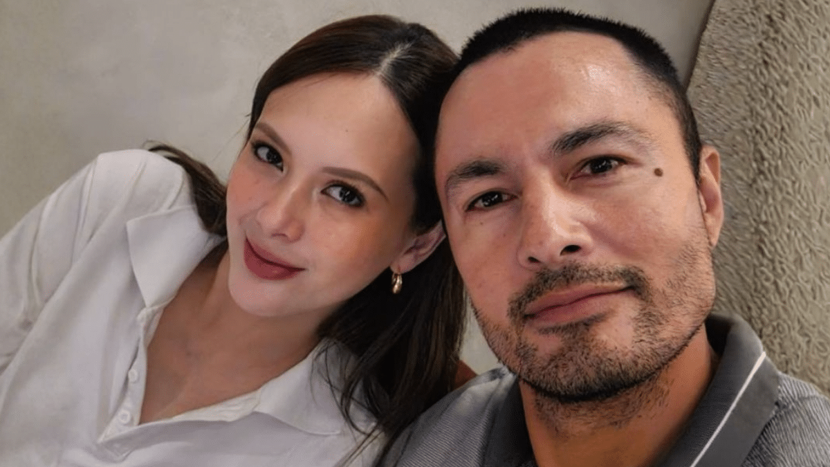 Derek Ramsay walang takas, mga 'ex' nagsama-sama sa group chat