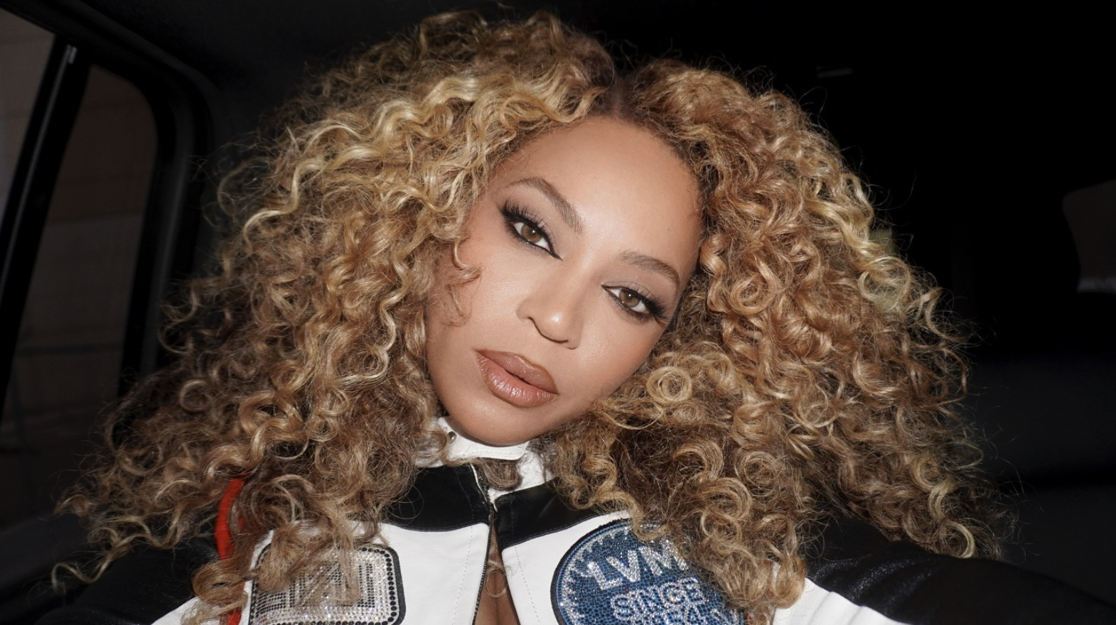 Beyoncé opisyal nang bilyonaryo, posibleng umabot sa P8.3-B ang yaman