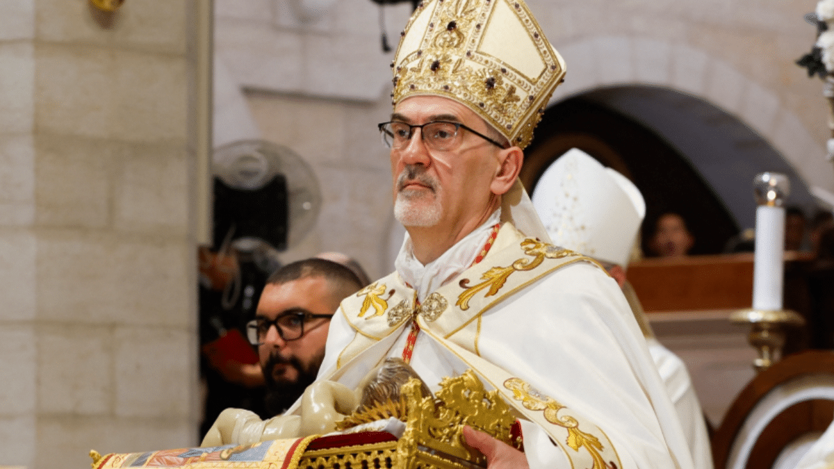 Prosisyon Examples Tradisyunal na prusisyon ng Palm Sunday sa Jerusalem kanselado