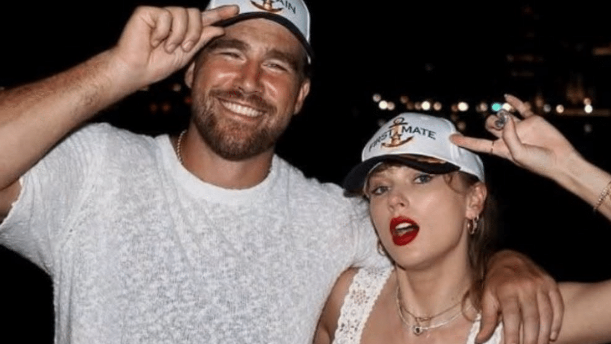 Taylor Swift nagbayad ng $160,000 para sa wedding permit